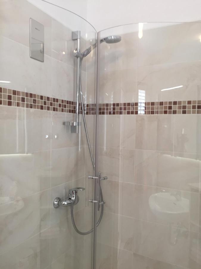 Apartmani Misic Ždrelac Exteriör bild