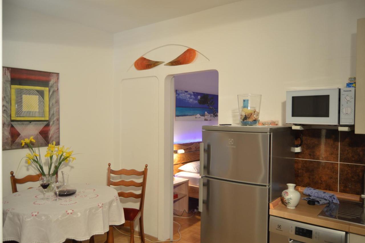 Apartmani Misic Ždrelac Exteriör bild